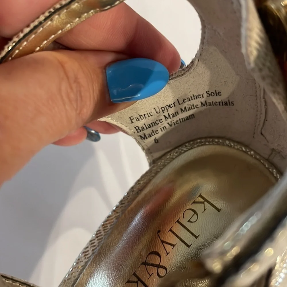 KELLY & KATIE fabric leather GOLD SHIMMER STRAPPY heeled sandals sole size 6